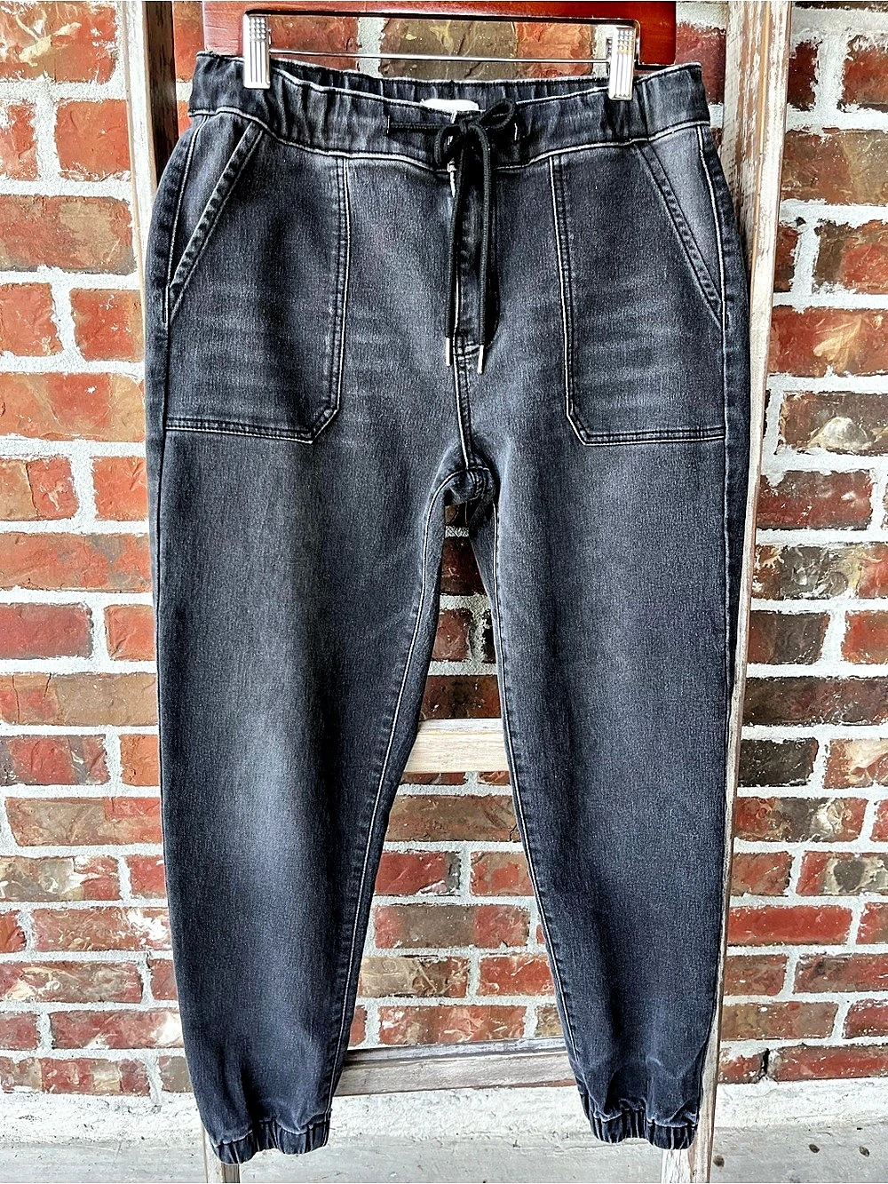 Forever 21 Washed Black High-Rise Denim Drawstring Joggers Medium